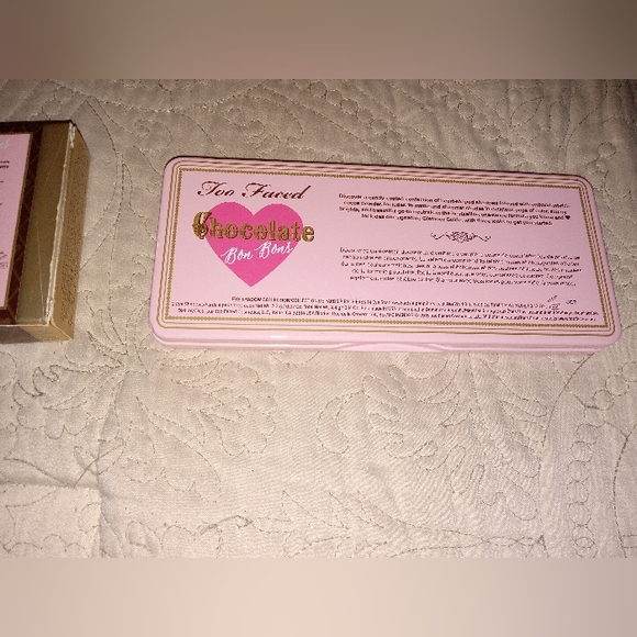Too Faced Chocolate Bon Bons Eyeshadow Palette NWT - Picture 2 of 10